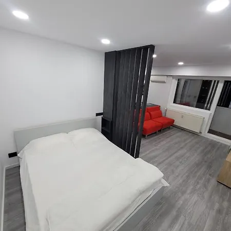 Studio 88-2